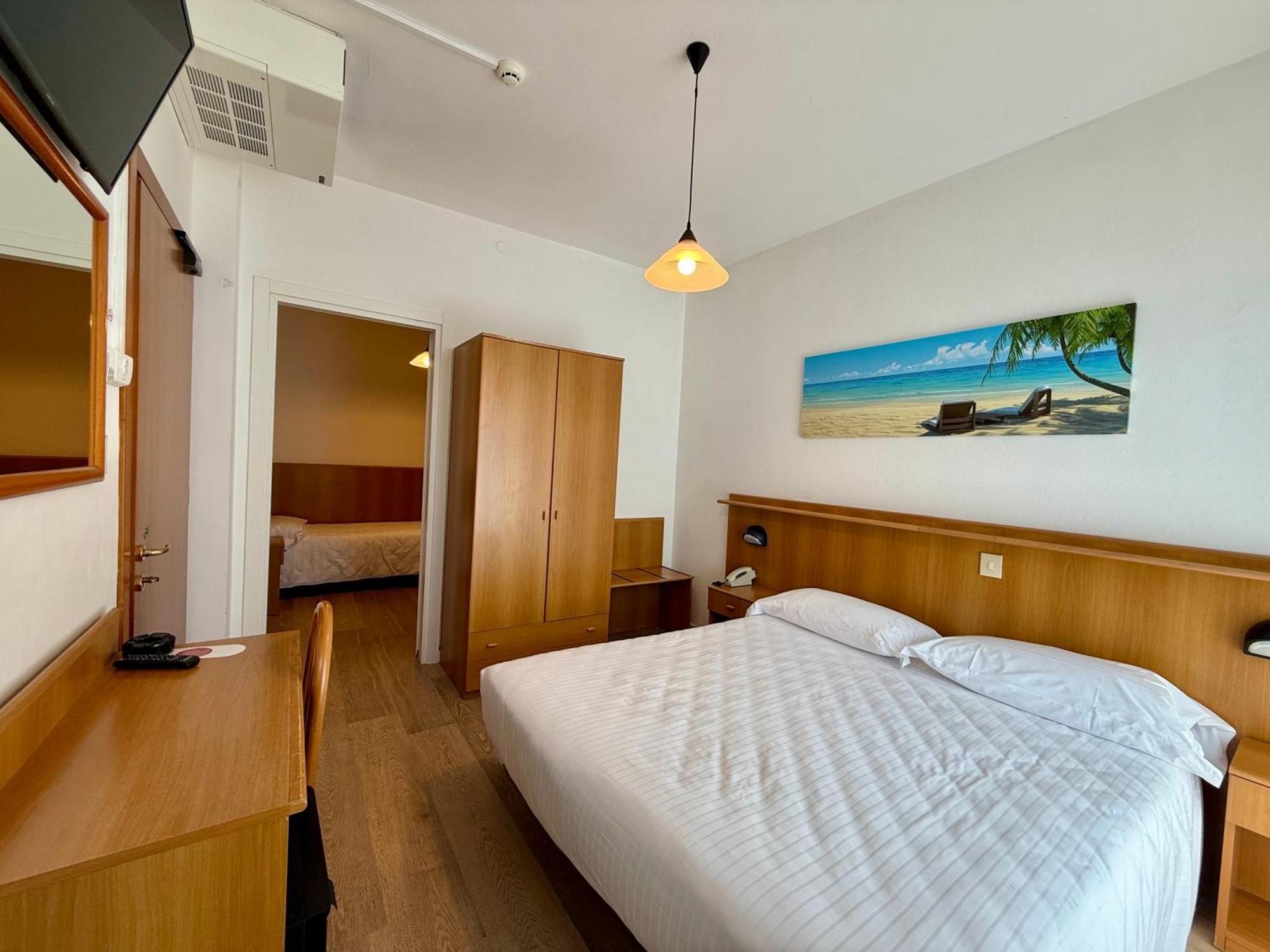 Hotel Palme Park & Beach Included Лидо-ди-Езоло Экстерьер фото